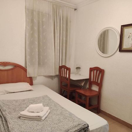 30-3- Бюджетная Комната В Квартире Для 2 Человека, Alicante Apartment Exterior photo