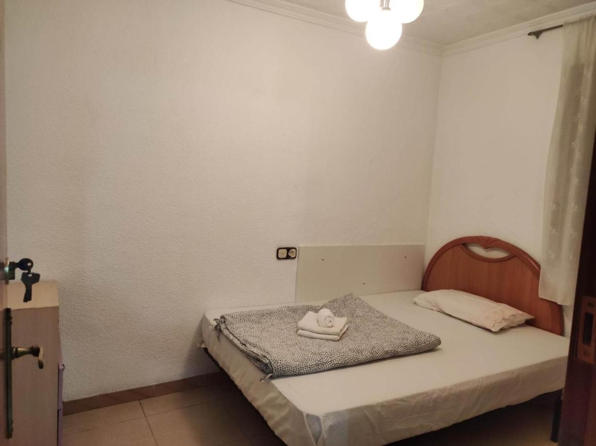 30-3- Бюджетная Комната В Квартире Для 2 Человека, Alicante Apartment Exterior photo